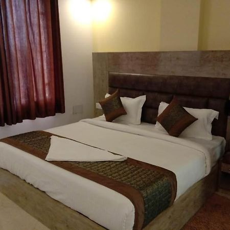 Hotel Broadway New Delhi Eksteriør bilde